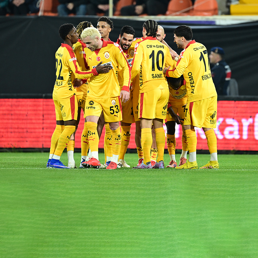 4 Avrupa devi derbide Galatasaraylı futbolcuyu izleyecek