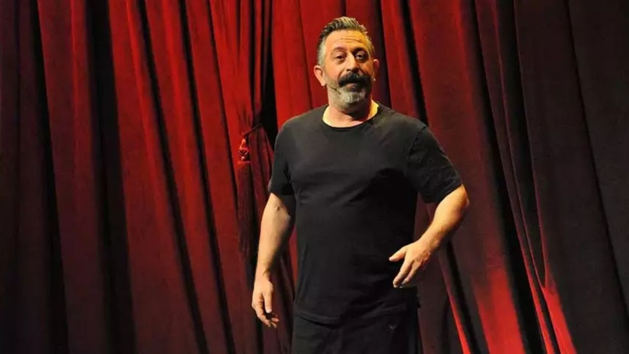 Cem Yılmaz'ın yeni sevgilisi! El ele görüntülendiler! Bakın kimmiş....