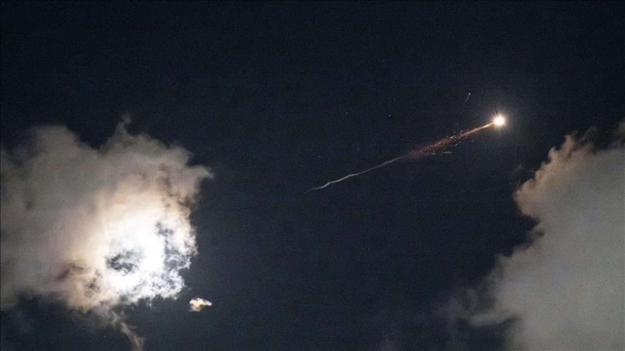 BAE'de füze paniği! 2 kişi yaralandı