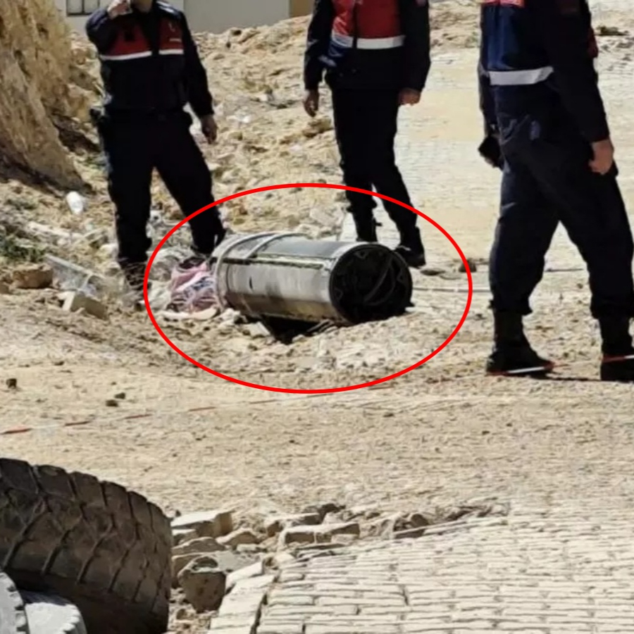İran'dan bir füze daha... MSB: İran'dan atılan füze imha edildi! Gaziantep'te boş alana düştü...