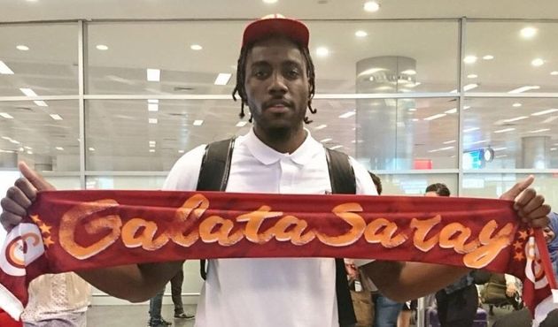 Galatasaray'dan flaş karar! Yıldız oyuncu ile yollar ayrıldı...