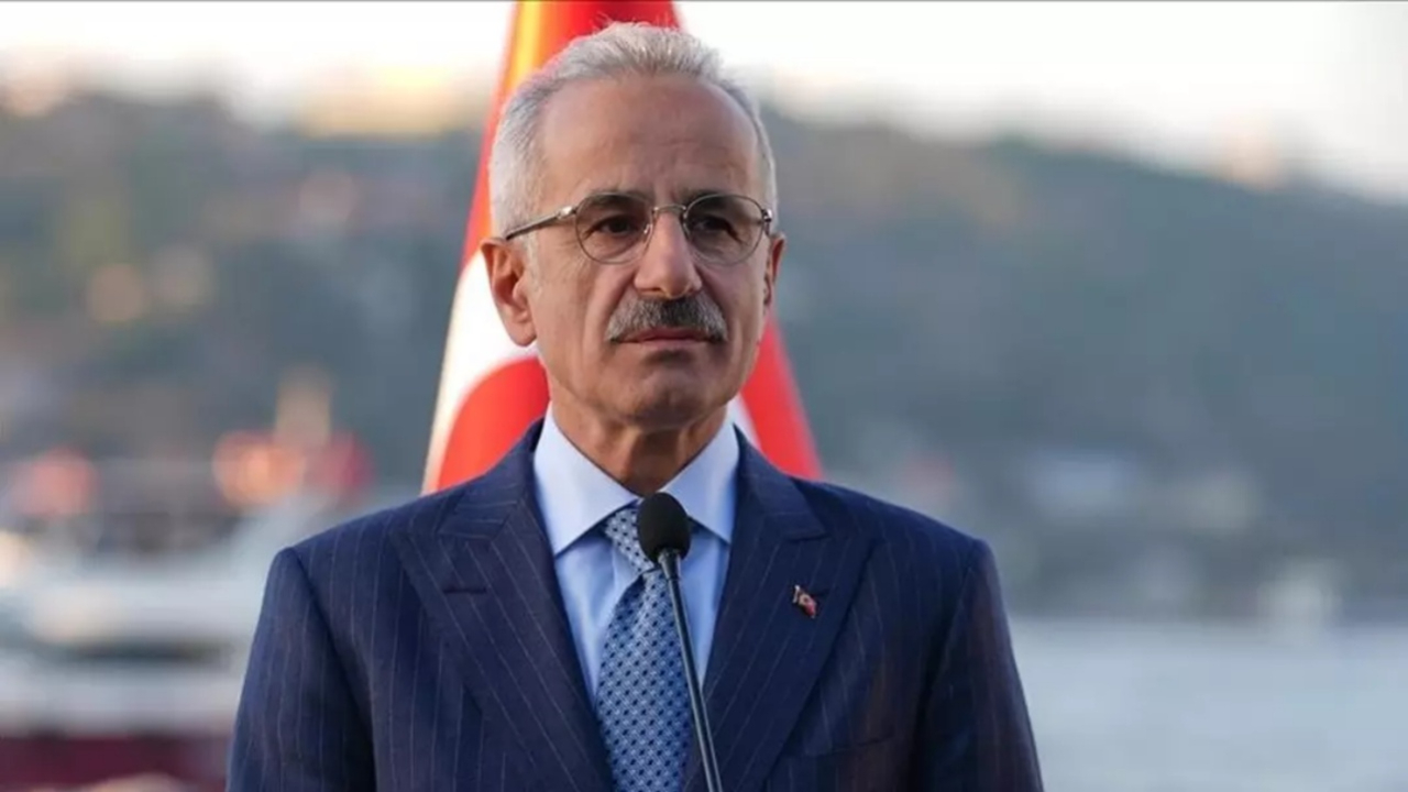 Bakan Uraloğlu rakamları açıkladı! Limanlarda şubat rekoru: Konteyner elleçlemesi yüzde 13,9 arttı