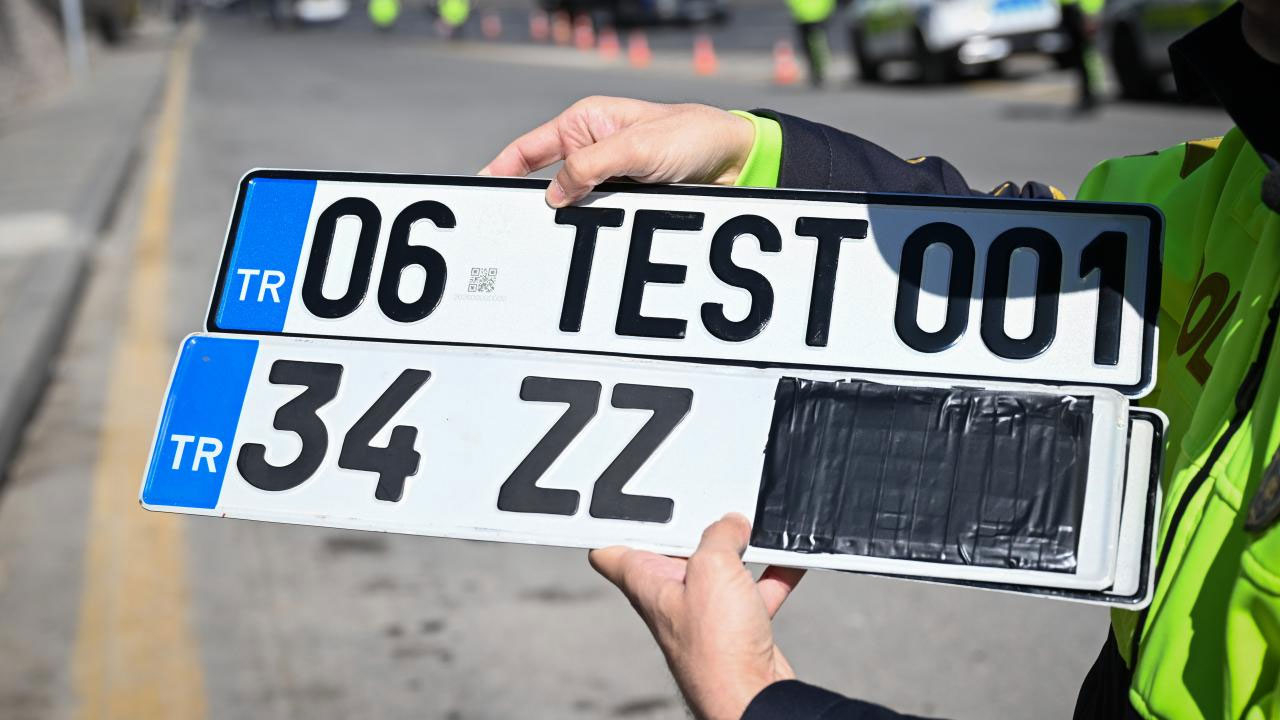 APP plakalarla ilgili yeni gelişme: 27 Şubat'tan itibaren kesilen cezalar iptal edildi