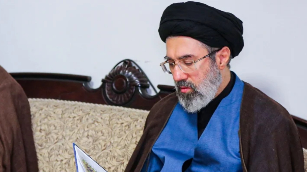 Tahran'da deprem etkisi: Dini lider Mücteba Hamaney saldırıya uğradı! "Öldü" iddiası...