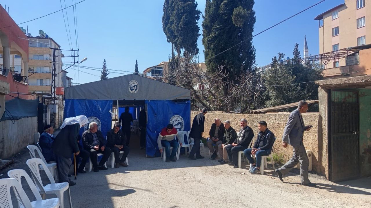 İran'da bulunan Türk tır şoförü, İsrail'in füzesi ile hayatını kaybetti