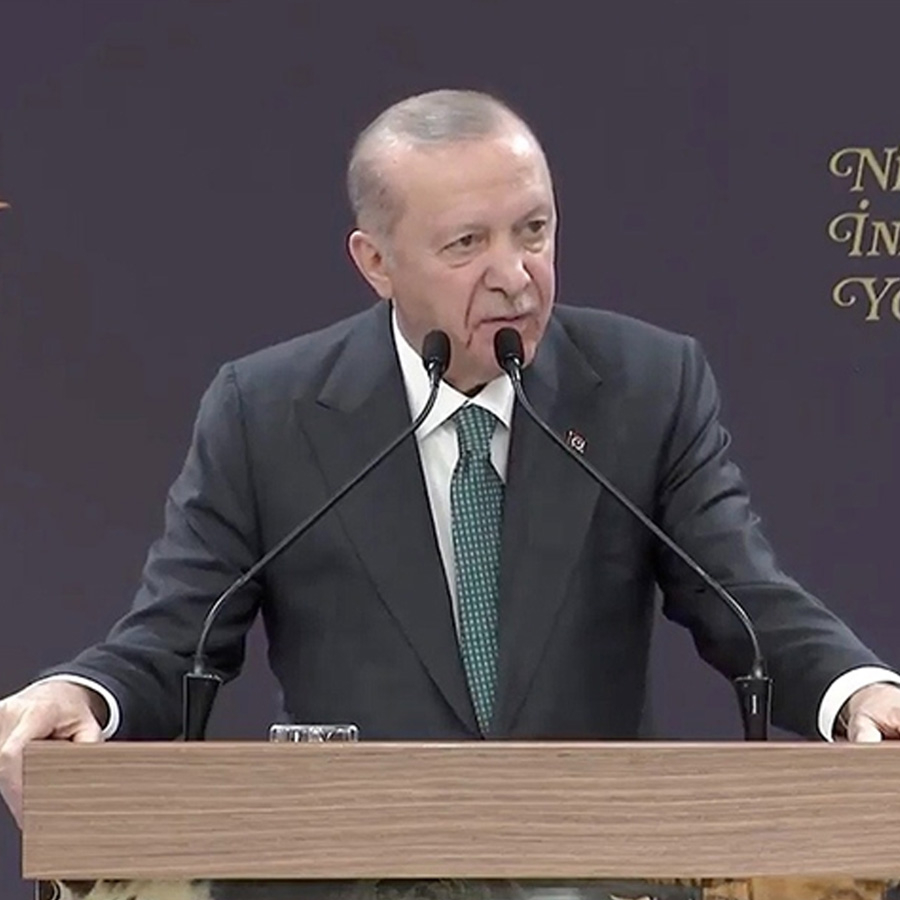 AK Parti önceki dönem milletvekilleri, MYK üyeleri ve grup ile iftar programı… Cumhurbaşkanı Recep Tayyip Erdoğan'dan "Savaşı bitirin" çağrısı: "Türkiye her zaman savaşın değil, barışın yanındadır"