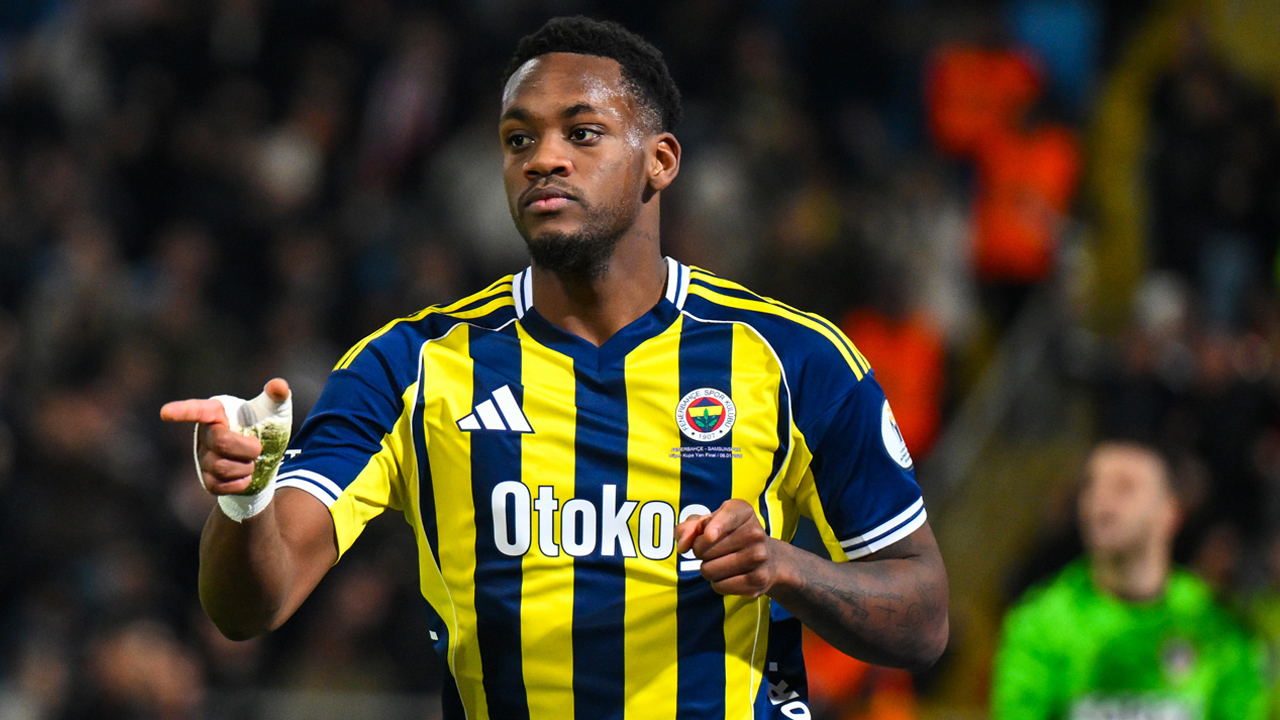 Jhon Duran'dan ilk mesaj: "Fenerbahçe pişman olacak"