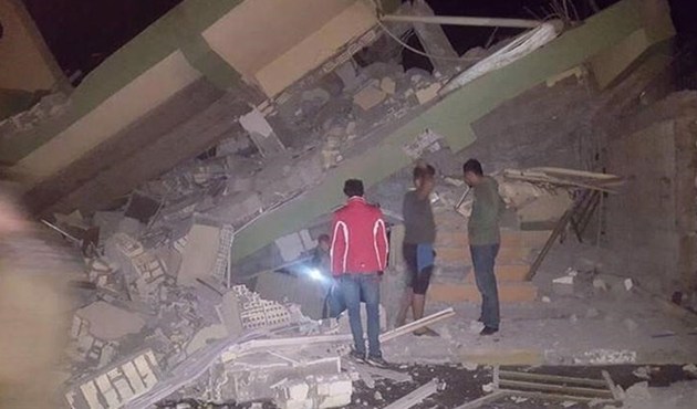 İran televizyonu: İran'da en az 6 kişi hayatını kaybetti. Yaralılar var!