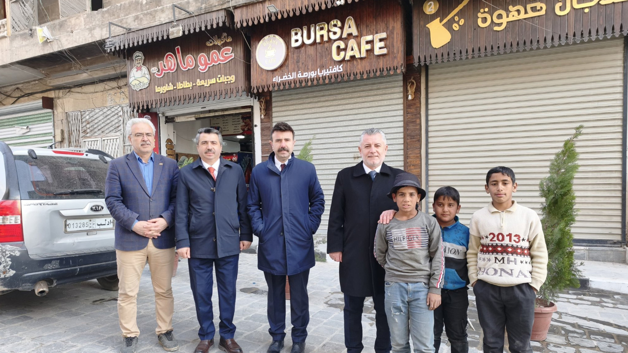 Türkiye'nin merhametinden ilham aldılar: Halep'te açtıkları kafeye "Bursa Kafe" ismini verdiler