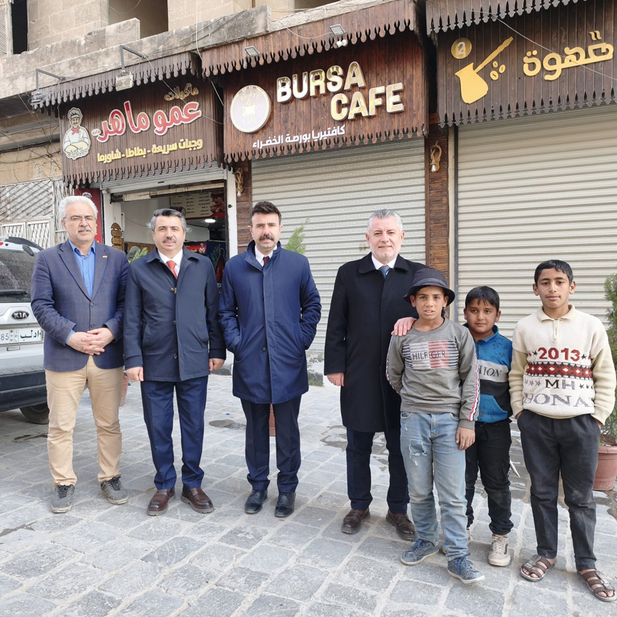 Türkiye'nin merhametinden ilham aldılar: Halep'te açtıkları kafeye "Bursa Kafe" ismini verdiler
