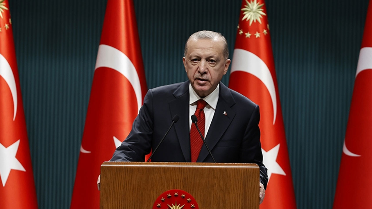Cumhurbaşkanı Erdoğan'dan İran mesajı: Ülkemizi ateş çukurunun uzağında tutuyoruz
