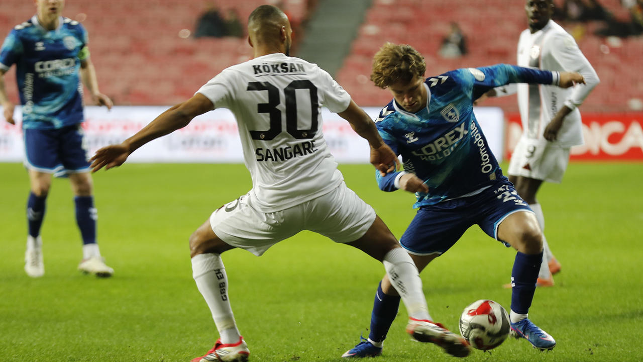 Gaziantep FK'da 3 futbolcu F.Bahçe maçında yok