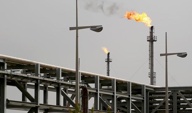 PKK-PYD Suriye'nin en büyük 2. petrol sahasını ele geçirdi!