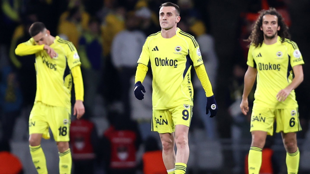 Fenerbahçe'nin şampiyonluk rüyasını küme düşme hattı kabusa çevirdi