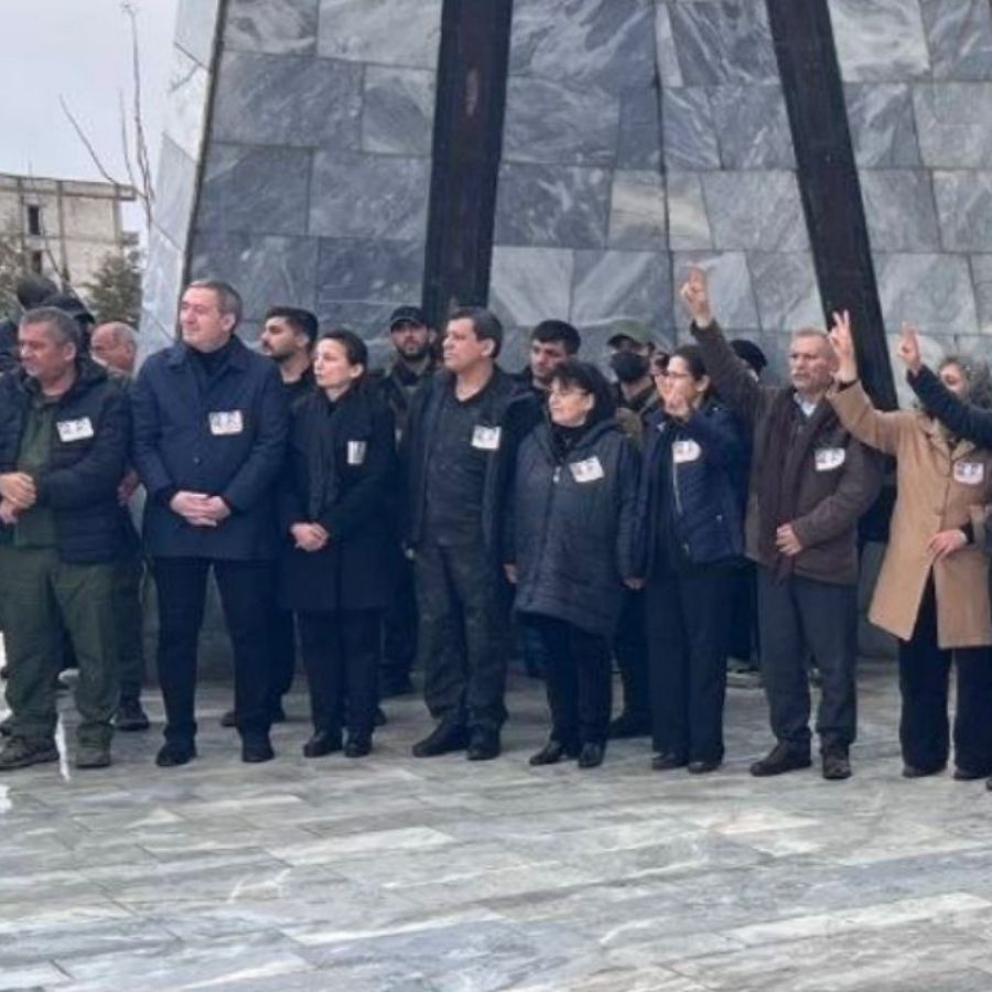 DEM Partililer Mazlum Abdi ile yan yana! Kobani'de Salih Müslim'in cenaze namazını birlikte kıldılar....
