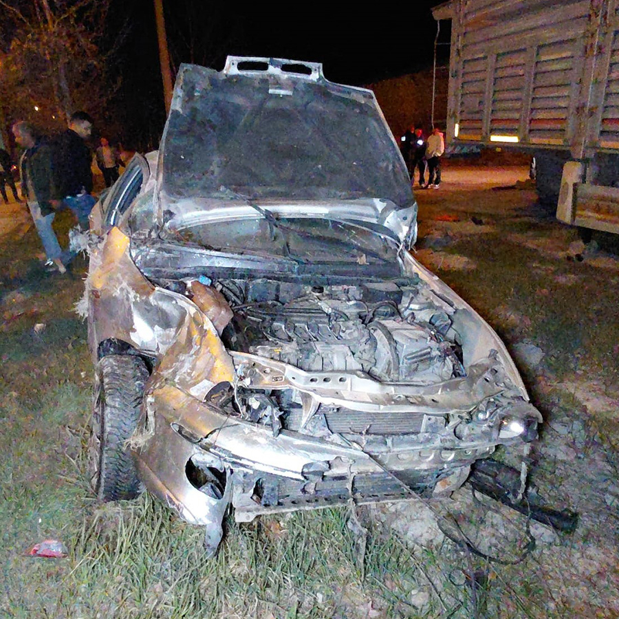 Bolu’da kazada ortalık savaş alanına döndü: 4 yaralı