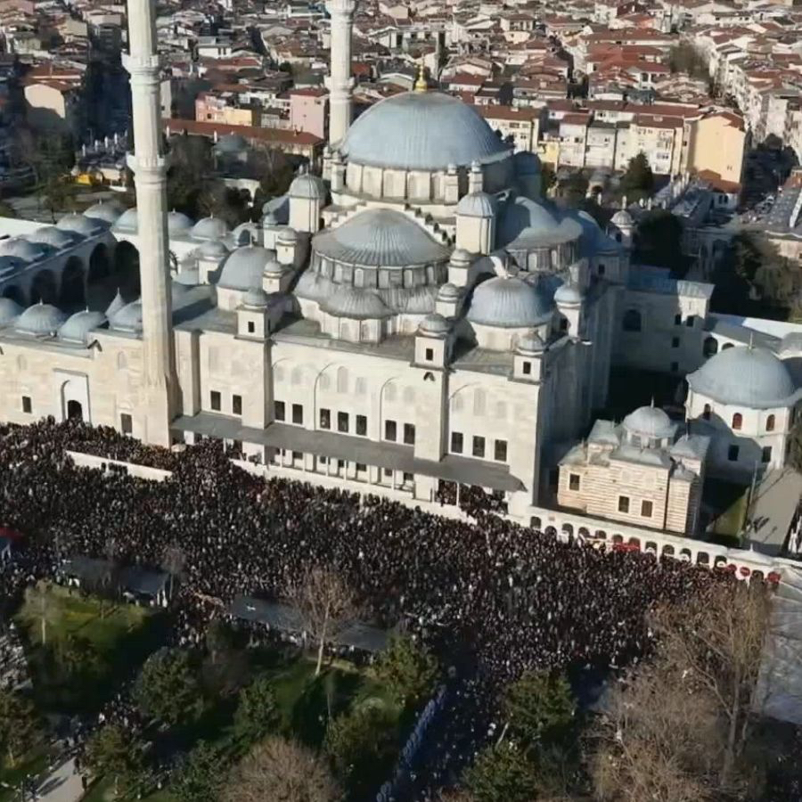 İlber Ortaylı'ya veda! Gözyaşlarıyla son yolculuğuna uğurlandı