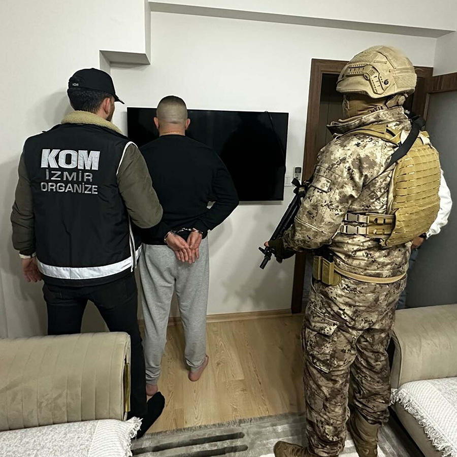 İzmir'de suç örgütüne operasyon; 7 tutuklama