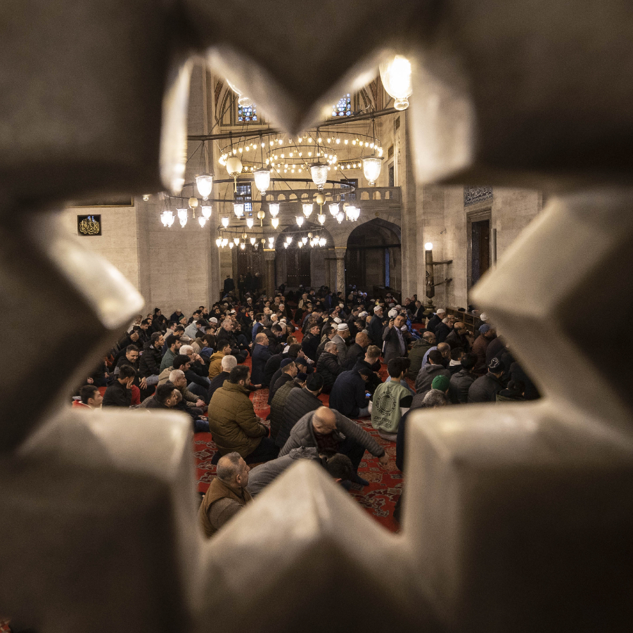 BAYRAM NAMAZI SAATLERİ! Ramazan Bayramı'nda sabah namazı kaçta? İL İL BAYRAM NAMAZI SAATLERİ....