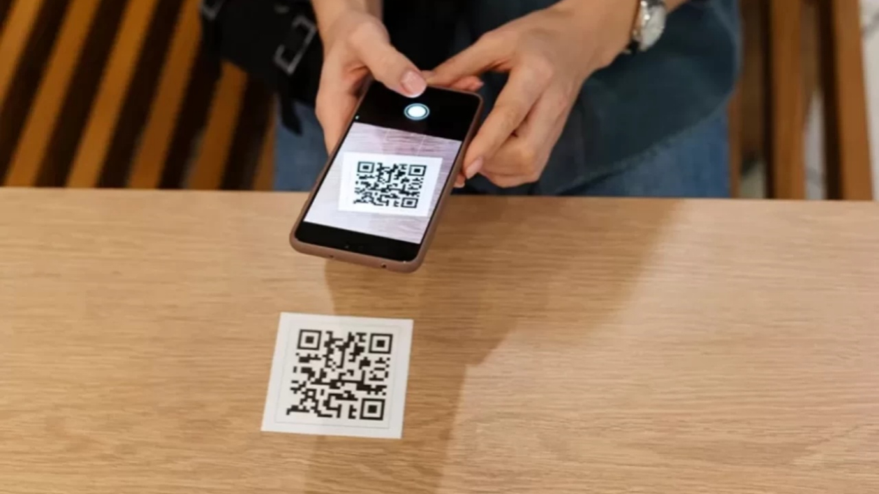 Dolandırıcılıkta yeni tuzak: Qr kodla telefonunuzu ele geçiriyorlar