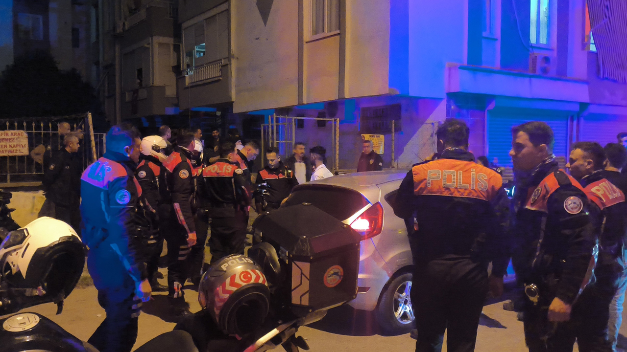 Komşuların tartışması silahlı kavgaya dönüştü: 2 yaralı