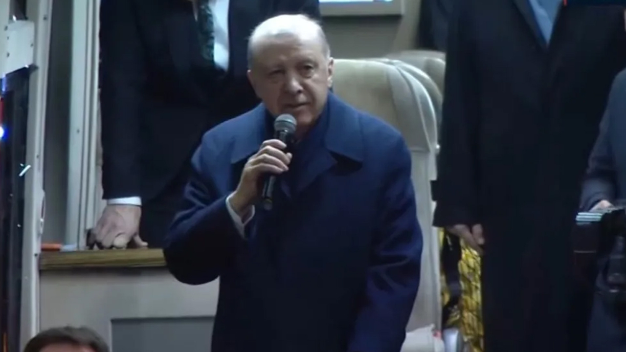 Rize'de coşkulu karşılama: Cumhurbaşkanı Recep Tayyip Erdoğan'a baba ocağında yoğun ilgi