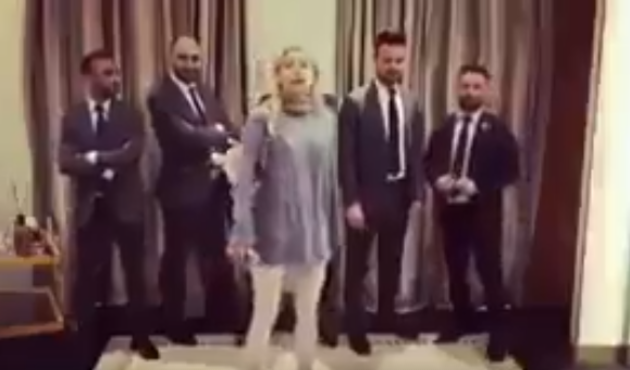 Aleyna Tilki'den Bafetimbi Gomis'e özel videolu jest!