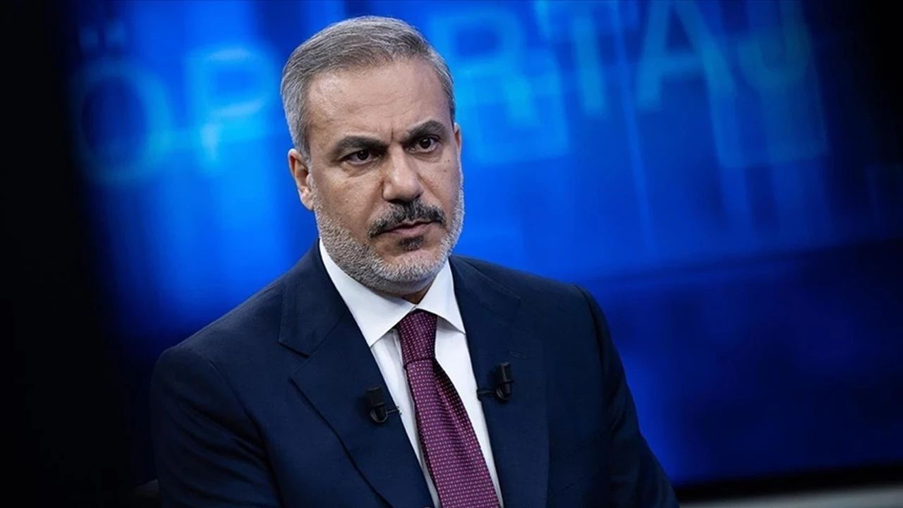 Hakan Fidan Yunan tarihine neden odaklandı? Yanında taşıdığı kitaplar ortaya çıktı