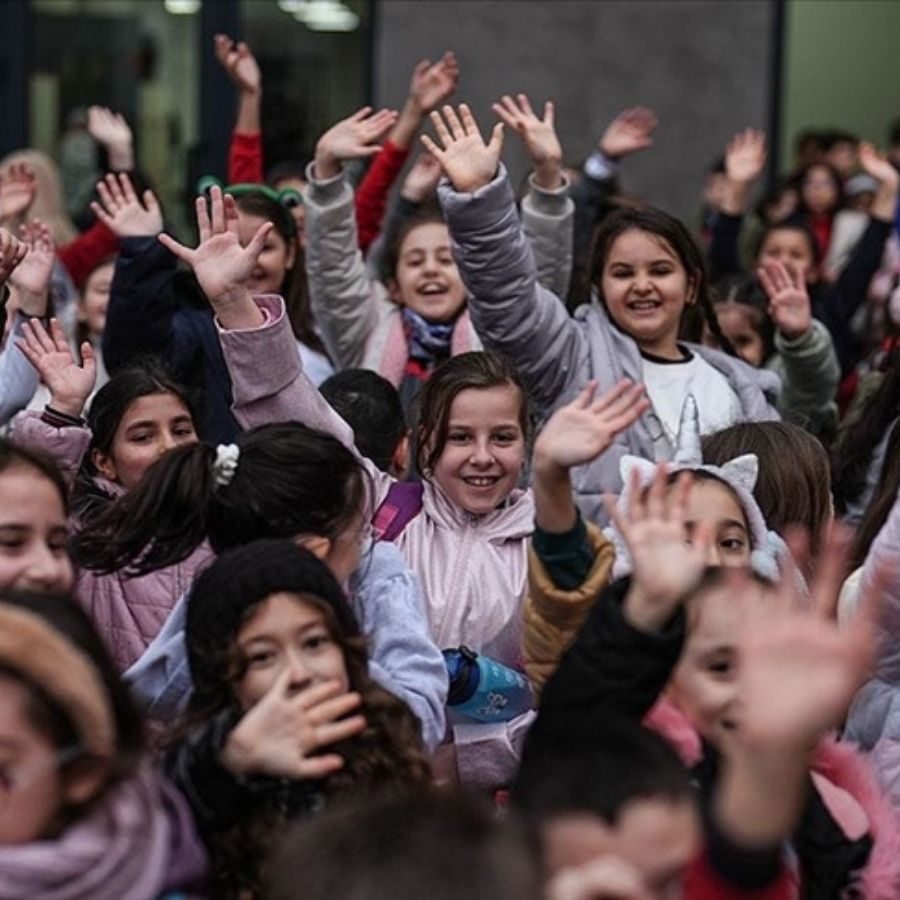 Milyonlarca öğrenci için yeni dönem başlıyor! İkinci dönemin ilk zili yarın çalacak...