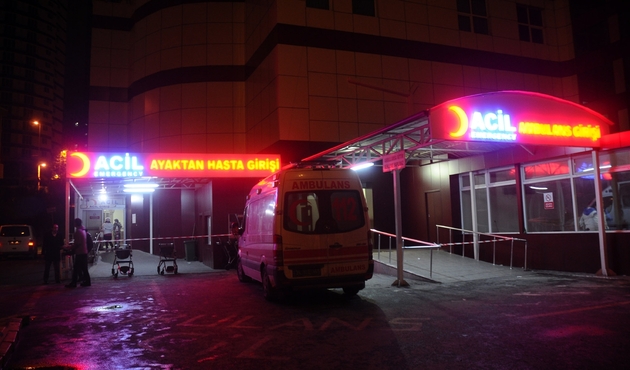 47 öğrenci yurttaki yemekten zehirlendi...