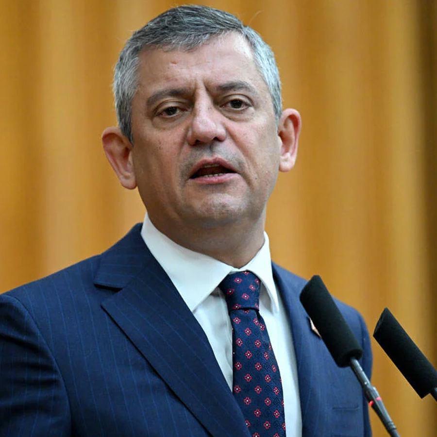 CHP Lideri'ne kaçış planı iddiası! Ekrem İmamoğlu Özgür Özel'e ABD'de ev aldı