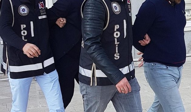 3 ilde gümrük operasyonu! 10 iş adamı gözaltında