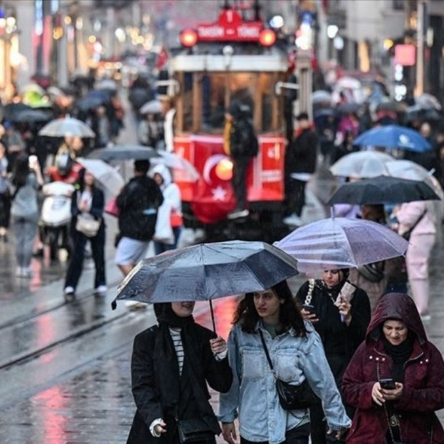 İstanbul Valiliği uyardı! Hafta sonu yağış geliyor: İşte Meteoroloji notları...