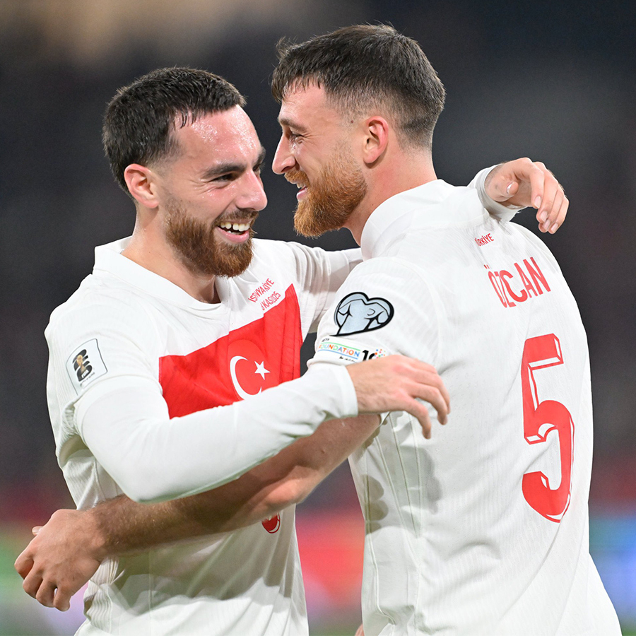 Salih Özcan'ın menajeri transfer görüşmesi için İstanbul'a geliyor