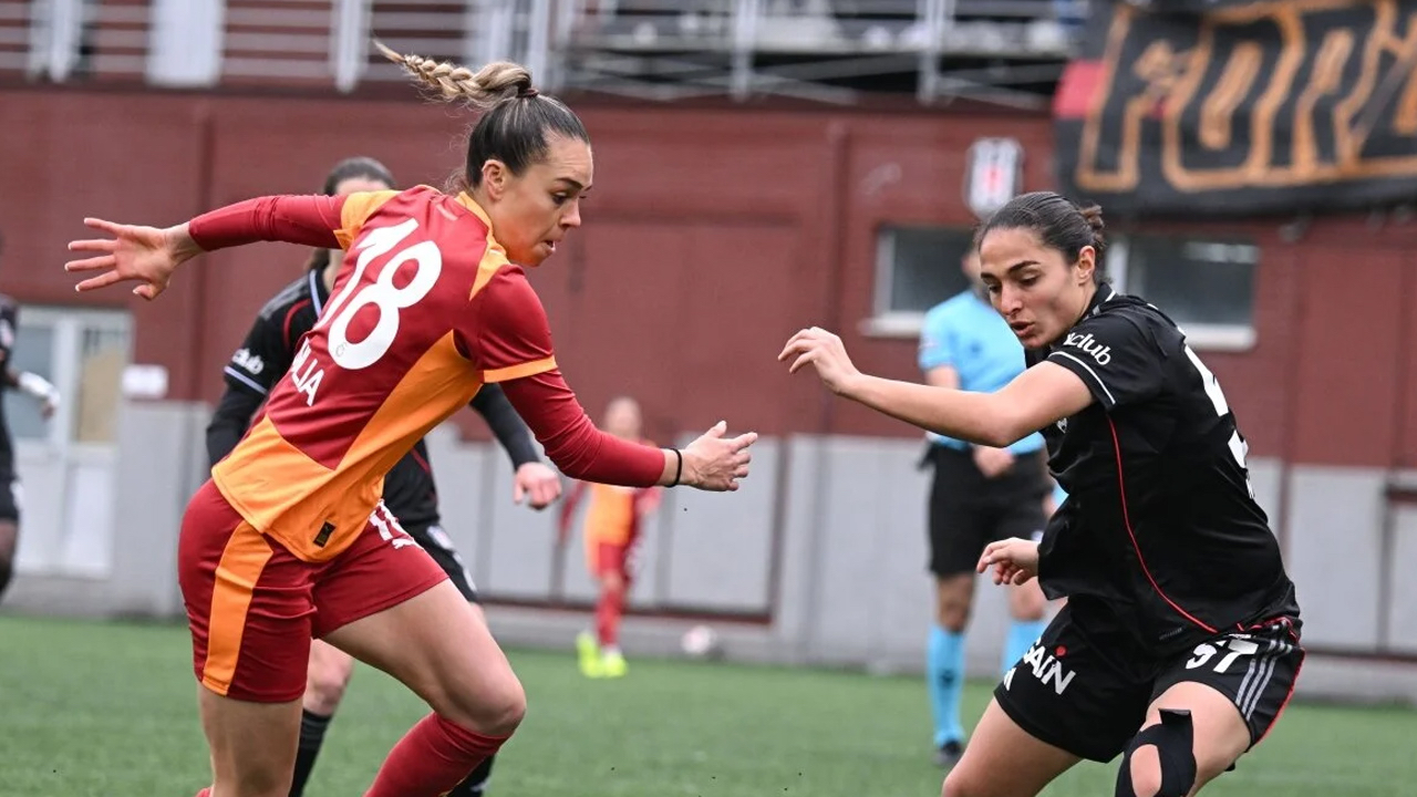 4-4'lük maç: Beşiktaş - Galatasaray! Nefes kesen derbide kazanan yok