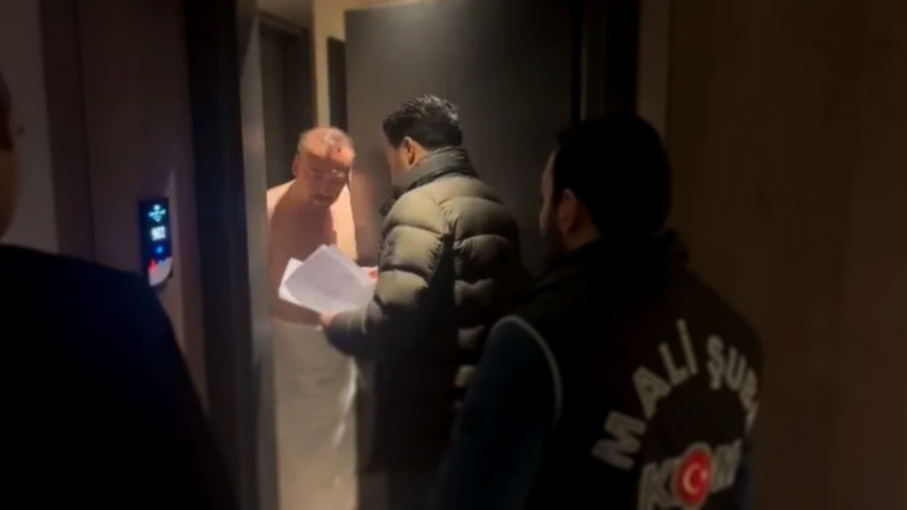 Bornozla otel odasından gözaltına alınan Özkan Yalım'ın servetine el konuldu! 114 taşınmaz, 34 araç ve TMSF kayyumu!