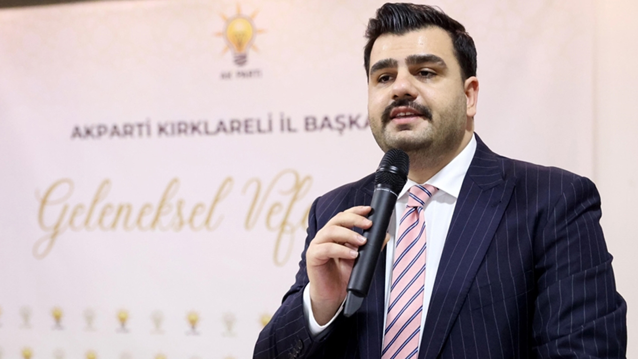 AK Parti'den CHP'ye seçim resti! "Yüreğin varsa Uşak'ta sandık kuralım"