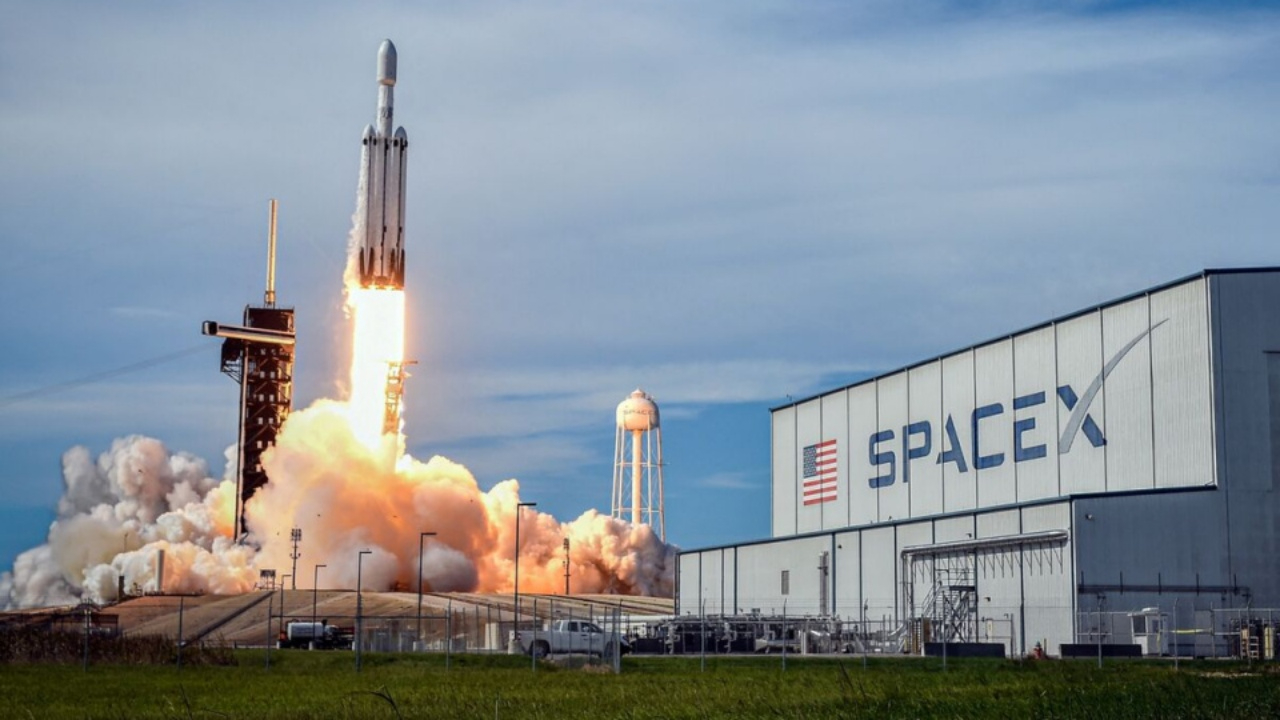 Tarihin en büyük halka arzı geliyor! Elon Musk’ın SpaceX’i borsaya açılıyor