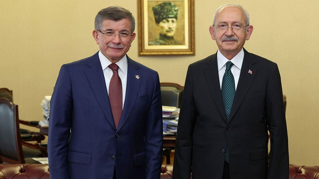 Ahmet Davutoğlu da CHP'ye sırtını döndü: "BEN BU CHP İLE İTTİFAK YAPMADIM"