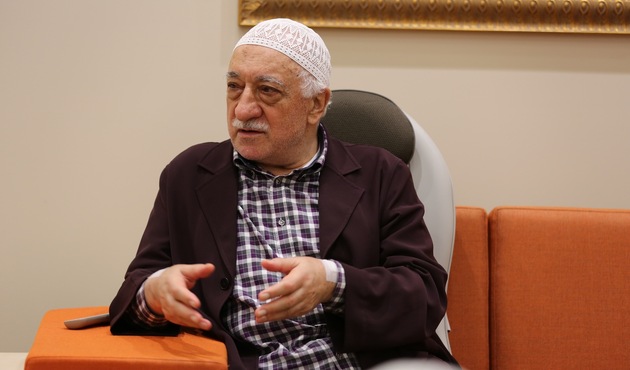 Hazreti Muhammed hapisteki FETÖ'cüleri "kardeşim" deyip ziyaret ediyormuş...