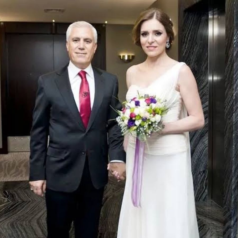 CHP’li belediyeler arası aşk kontenjanı: Mustafa Bozbey’in eşinin kariyer adımları! Muhittin Böcek rica etti…