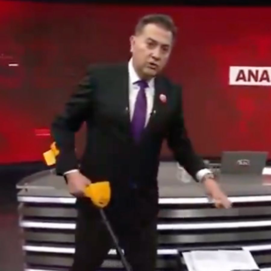 Stüdyoda altın aradılar: Sözcü TV'de canlı yayında yeni komedi...