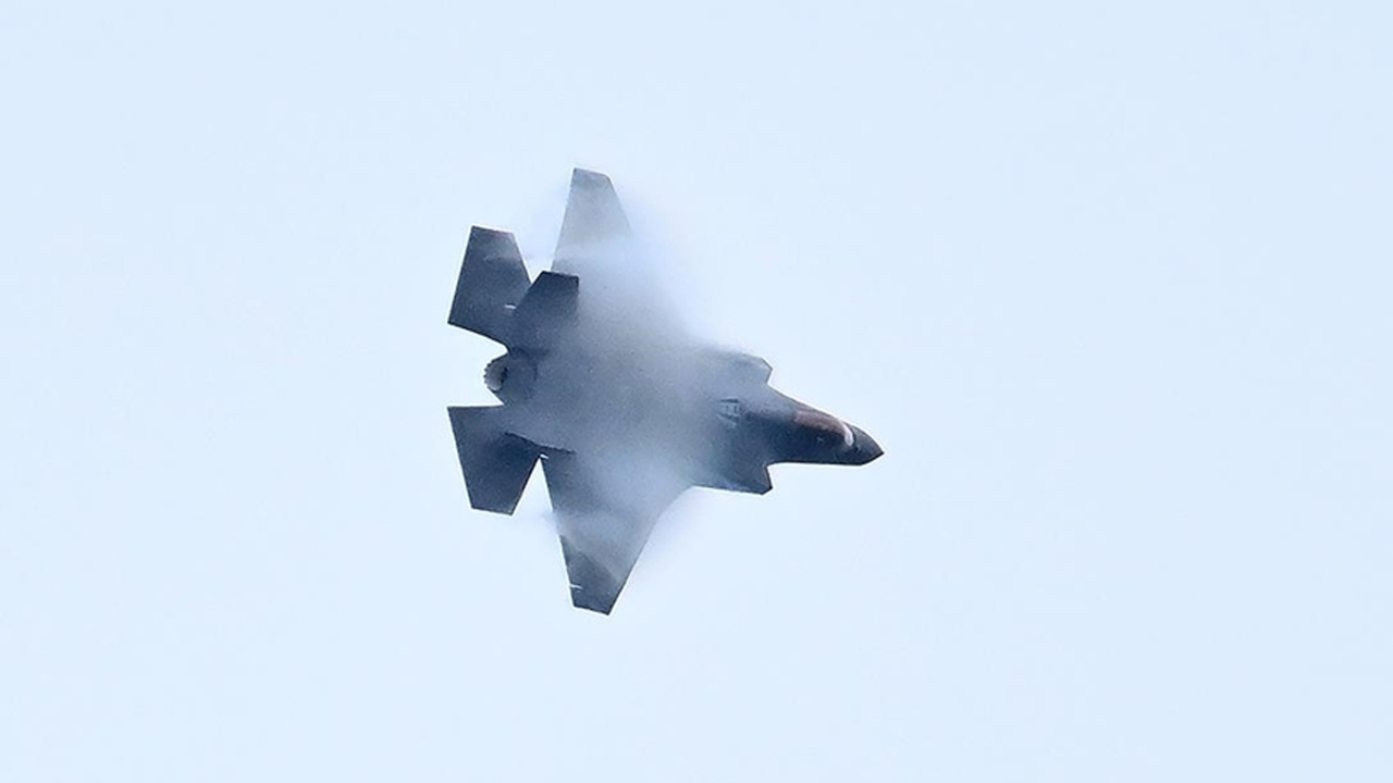 Yetkililerden doğrulama geldi: ABD F-15 savaş uçağı İran semalarında düştü