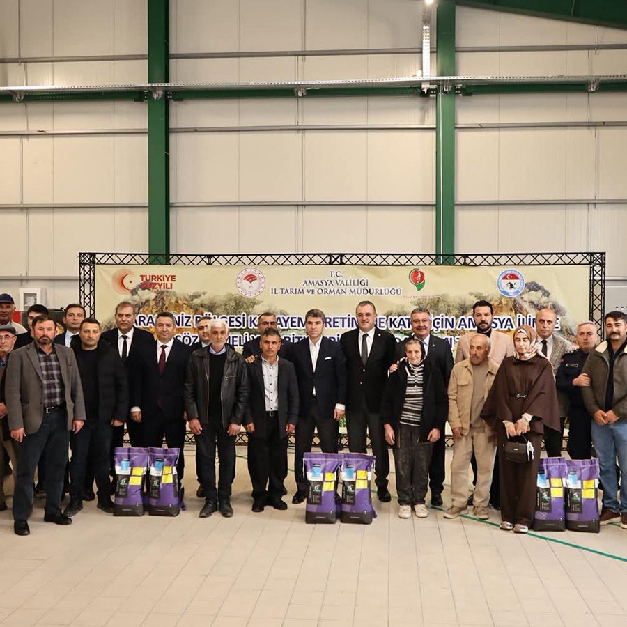 Amasya’da çiftçilere 16 bin kilo yonca tohumu desteği