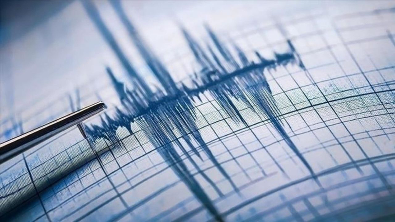 Kütahya'da 4.8 büyüklüğünde deprem! Çevre illerde de hissedildi