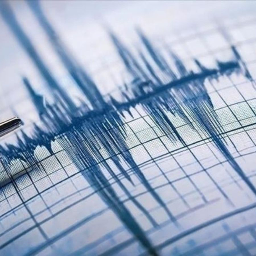 Van'ın Tuşba ilçesinde 5.2 büyüklüğünde deprem!