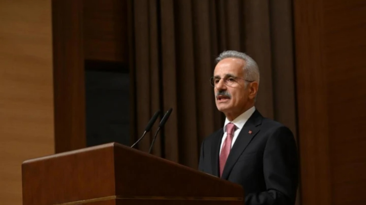 Bakan Uraloğlu’ndan 5G tarifeleri açıklaması: “Faturalara zam gelmiyor, ama...”