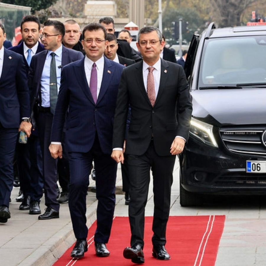 CHP'li Veysi Uyanık: Ekrem İmamoğlu Özgür Özel'e ABD'den 3 milyon dolarlık ev aldı
