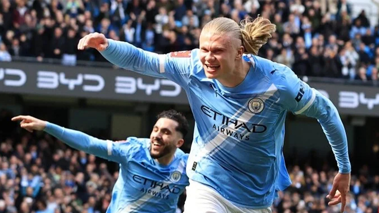 Haaland hat-tirck yaptı, City, Liverpool'a 4 attı