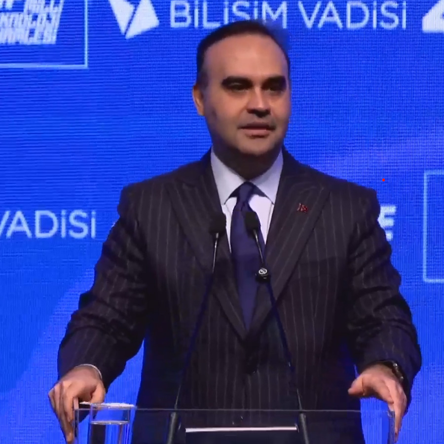 Sanayi ve Teknoloji Bakanı Mehmet Fatih Kacır'dan teknoloji üreten ülke vurgusu: "Bugün 23 yıl öncesine göre bambaşka bir Türkiye var"